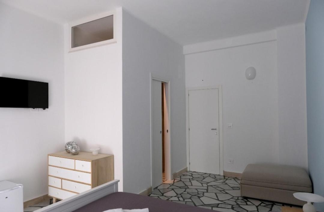 Sole & Luna Guest House Bari Exterior foto
