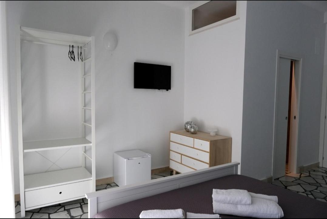 Sole & Luna Guest House Bari Exterior foto